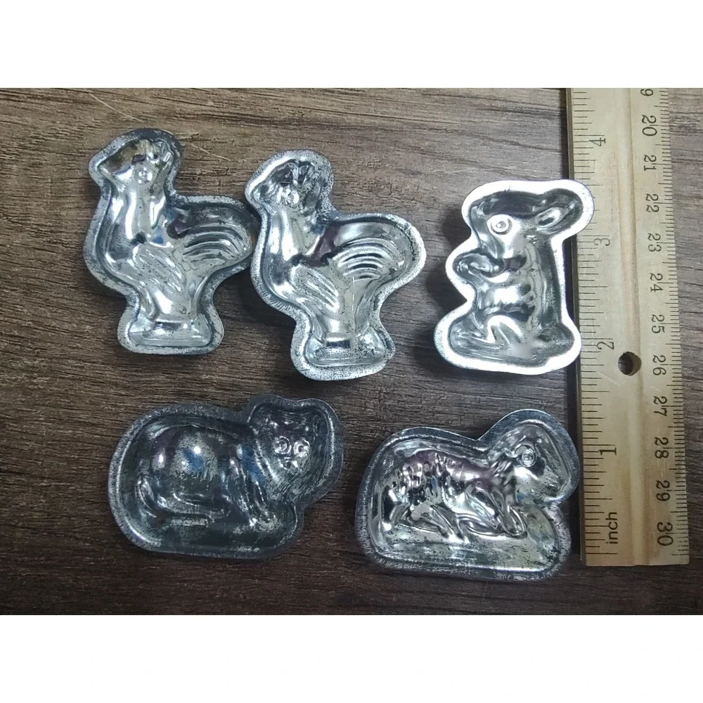 Vintage Lot Of 5 Miniature Metal Animal Candy Molds Bunny Bird Lamb Z22